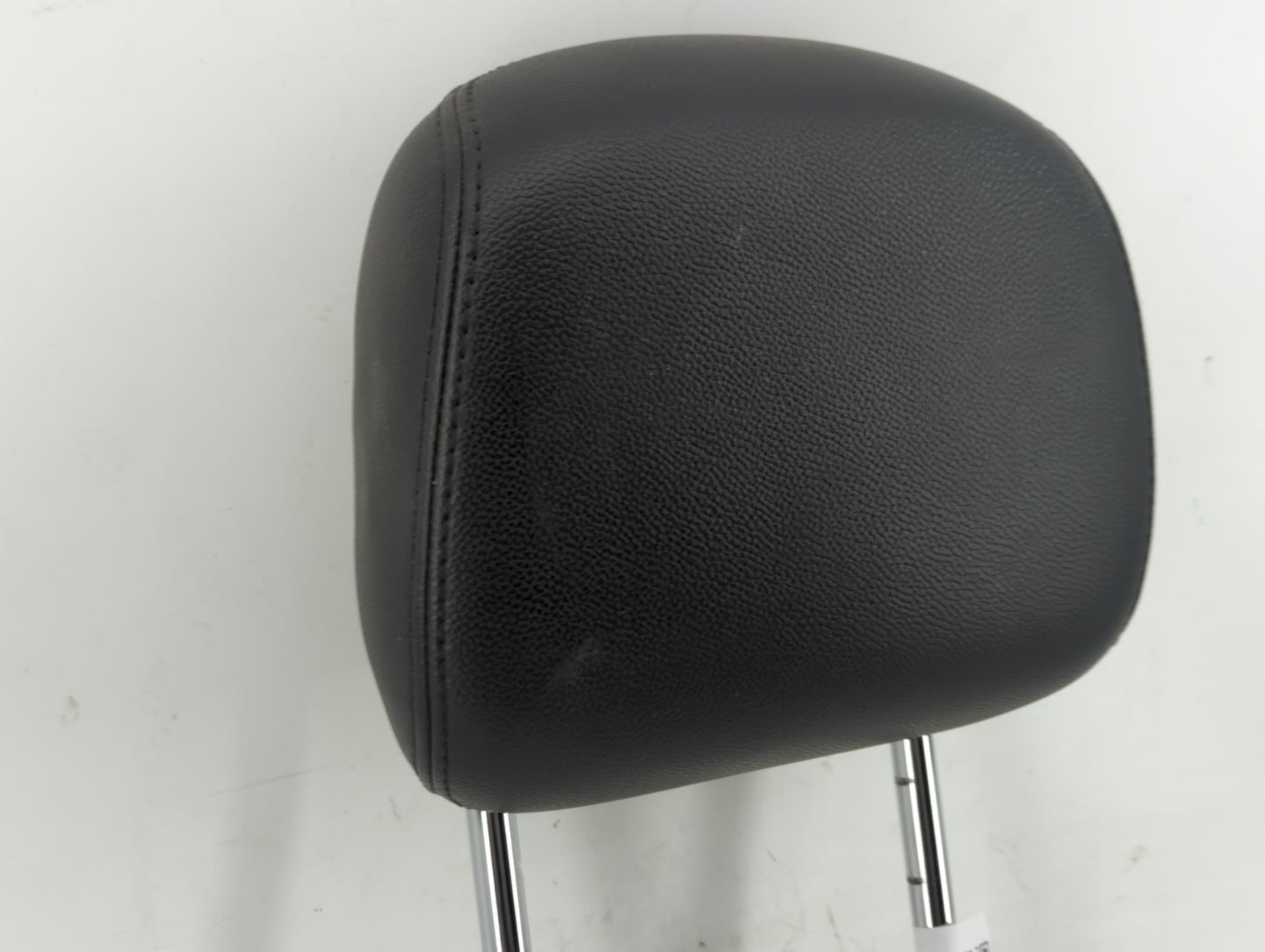 2011-2016 Chrysler Town & Country Headrest Head Rest Rear Center Seat Fits Fits 2011 2012 2013 2014 2015 2016 2017 2018 OEM 