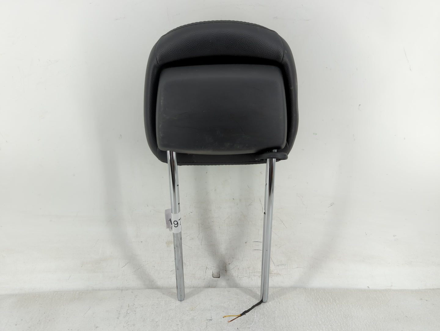 2011-2016 Chrysler Town & Country Headrest Head Rest Rear Center Seat Fits Fits 2011 2012 2013 2014 2015 2016 2017 2018 OEM 