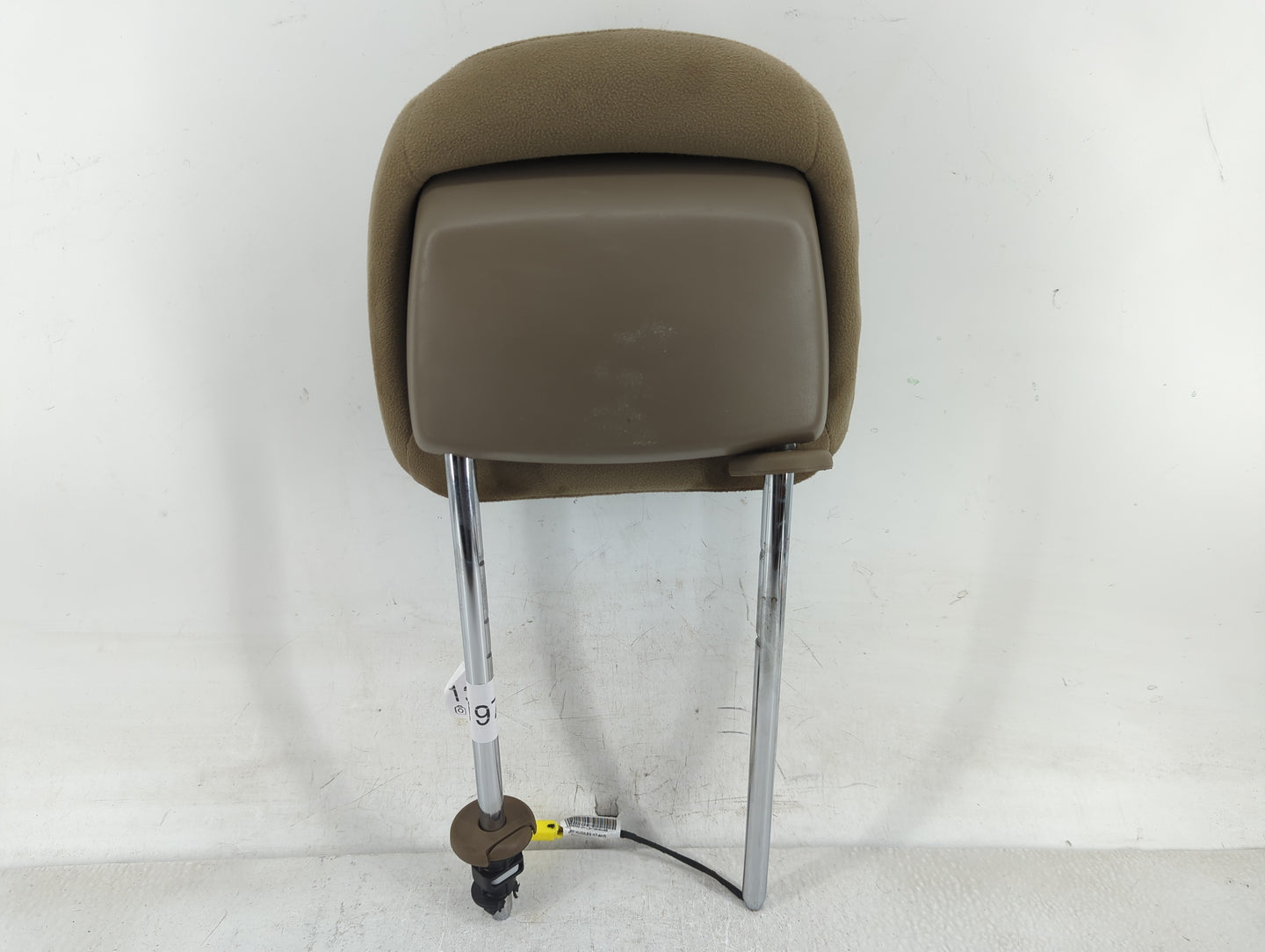 2011-2016 Chrysler Town & Country Headrest Head Rest Front Driver Passenger Seat Fits Fits 2011 2012 2013 2014 2015 2016 201