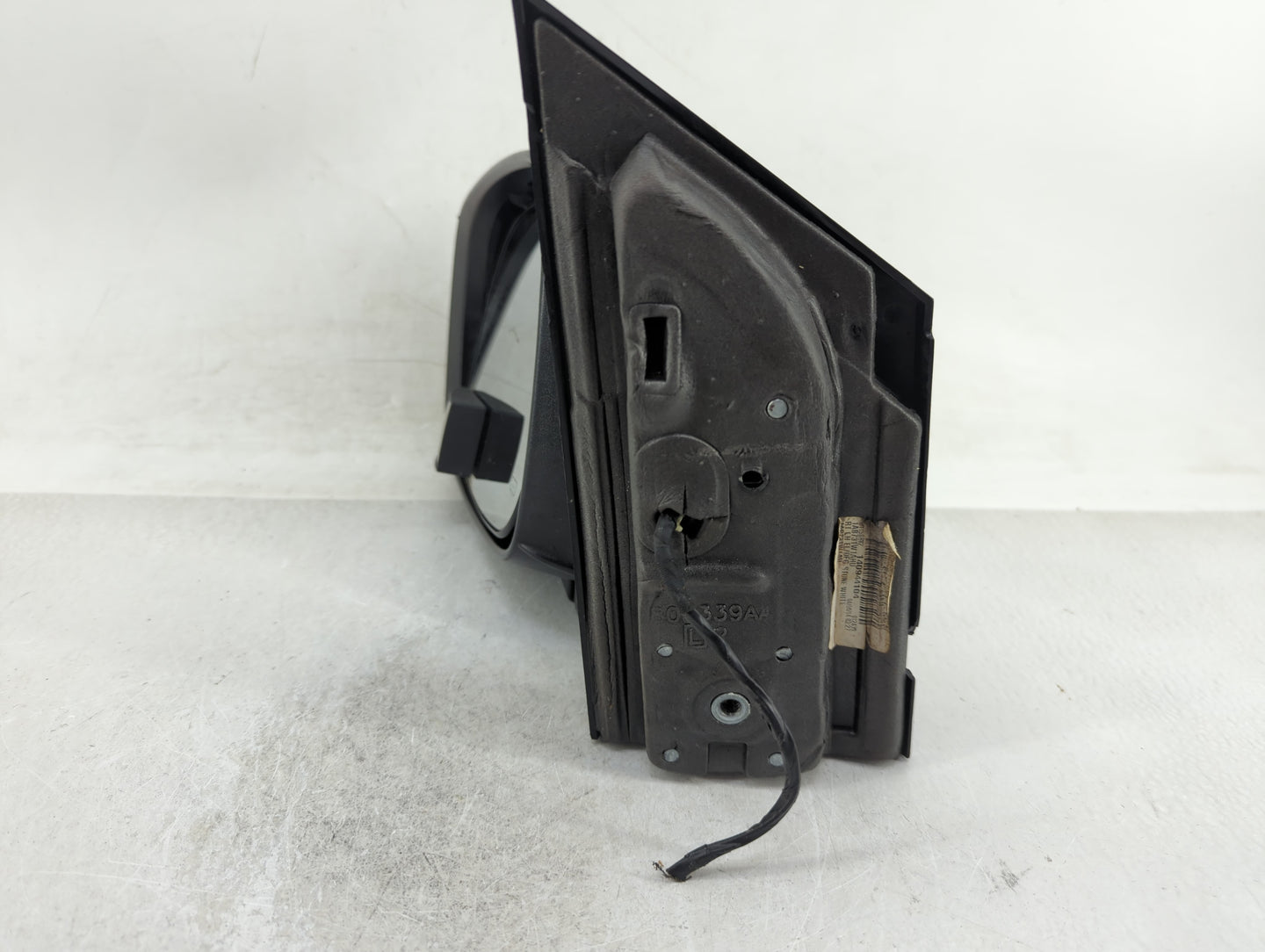 2011-2016 Chrysler Town & Country Driver Side View Mirror - Left Door Mirror OEM Used - Oemusedautoparts1.com
