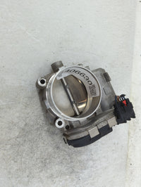 2011-2016 Chrysler Town & Country Throttle Body P/N:0 280 750 570 05184349AC Fits OEM Used Auto Parts - Oemusedautoparts1.co
