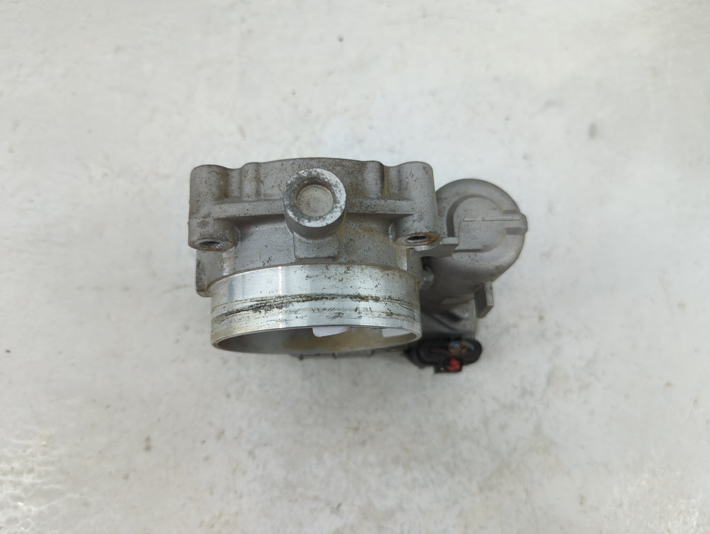 2011-2016 Chrysler Town & Country Throttle Body P/N:0 280 750 570 05184349AC Fits OEM Used Auto Parts - Oemusedautoparts1.co