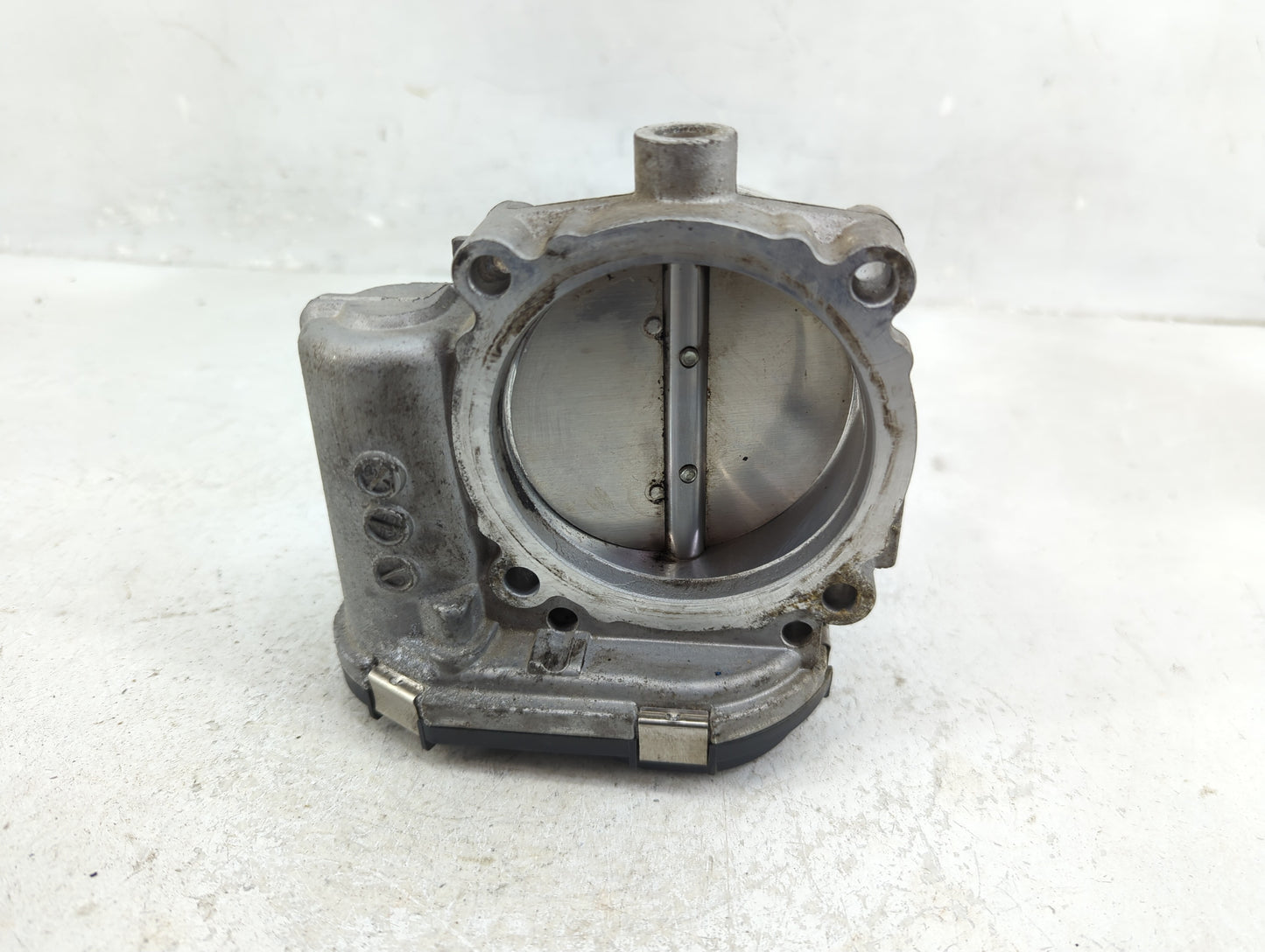 2011-2016 Chrysler Town & Country Throttle Body P/N:0 280 750 570 05184349AC Fits OEM Used Auto Parts - Oemusedautoparts1.co