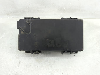 compare product 2013-2013 Chrysler Town & Country Fusebox Fuse Box Relay Module Tipm