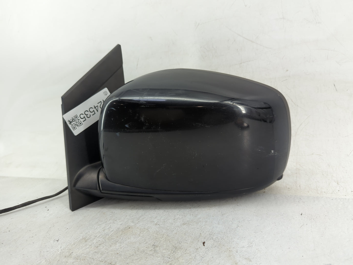 2010-2016 Chrysler Town & Country Driver Side View Mirror - Left Door Mirror OEM Used - Oemusedautoparts1.com