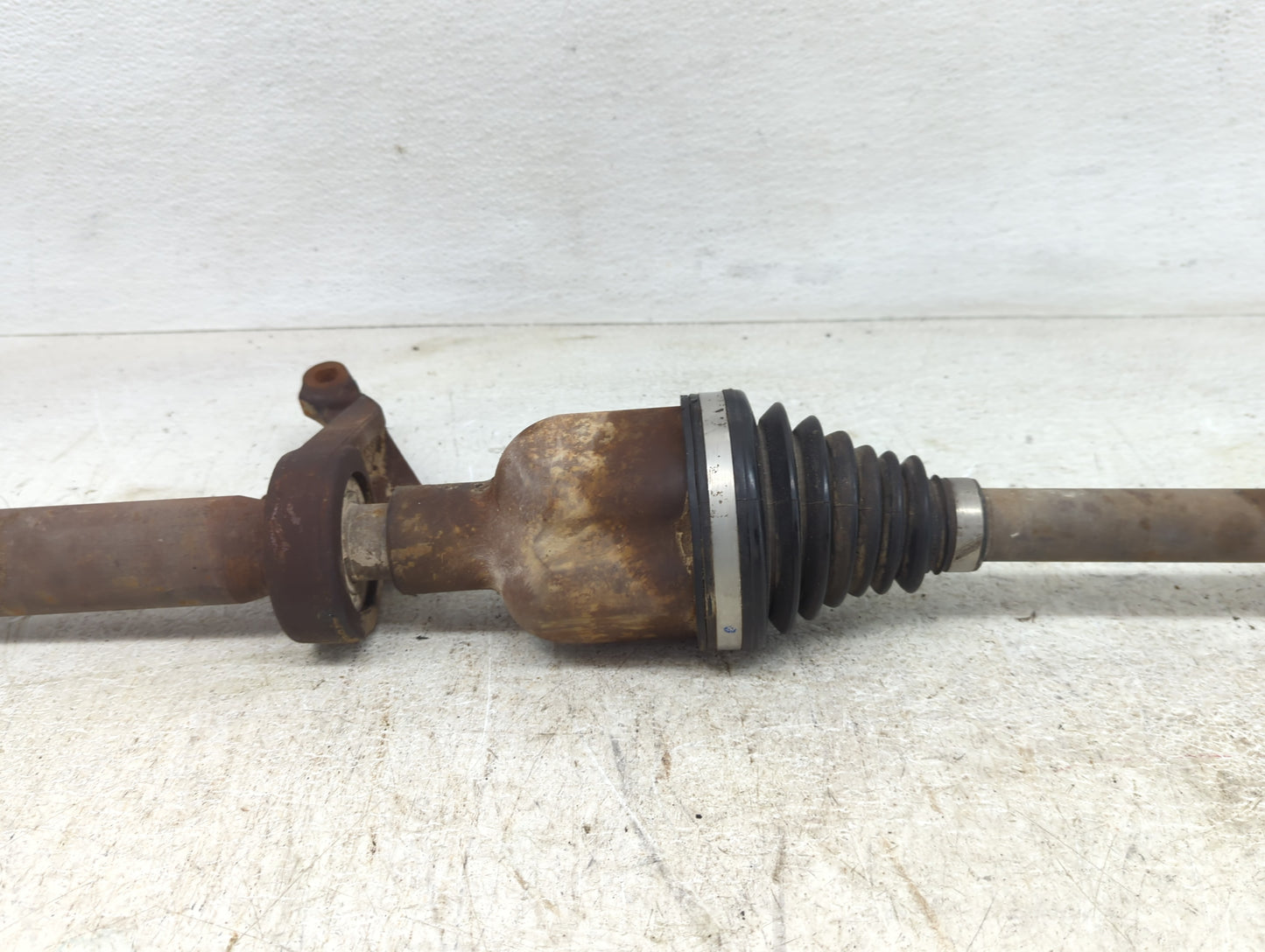 2011-2013 Chrysler Town & Country Axle Shaft Front Passenger Cv C/v - Oemusedautoparts1.com