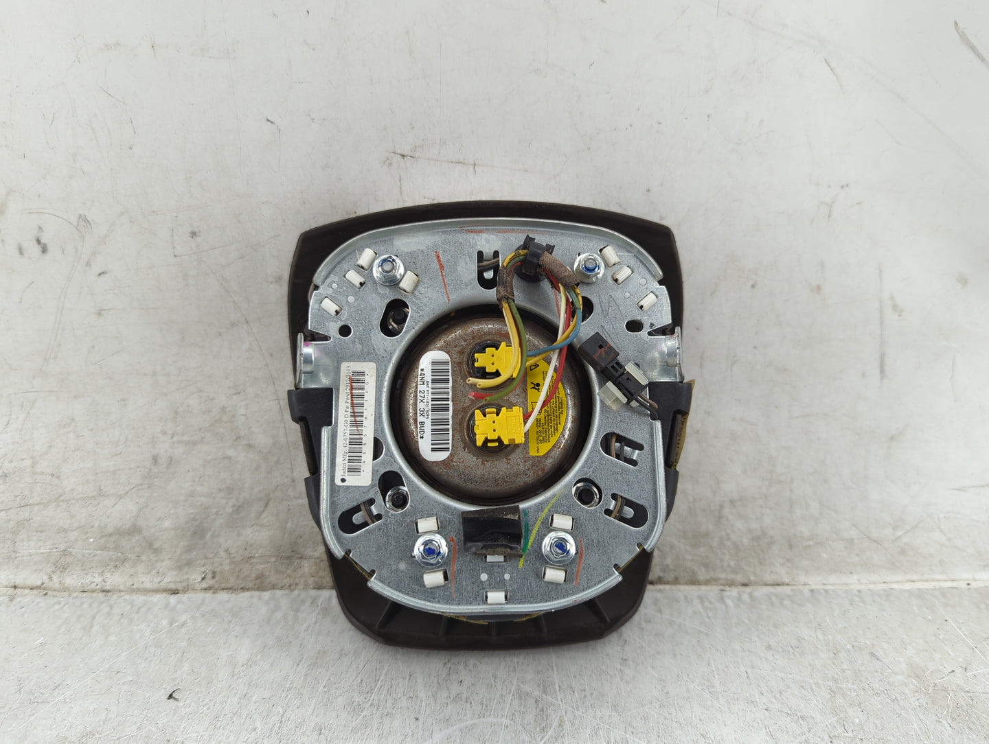 2013 Chrysler Town & Country Air Bag Driver Left Steering Wheel Mounted - Oemusedautoparts1.com