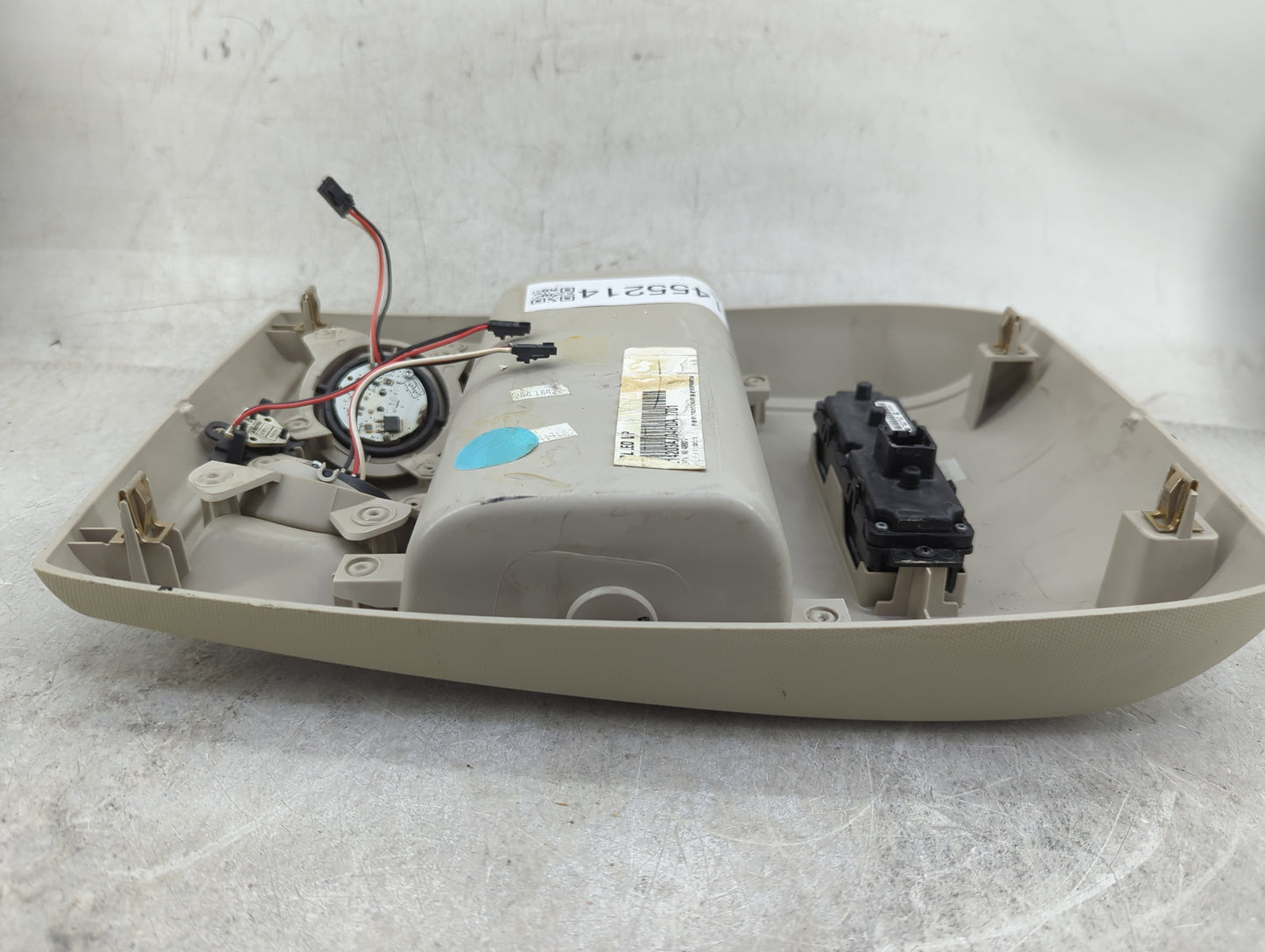 2013 Chrysler Town & Country Overhead Roof Console - Oemusedautoparts1.com