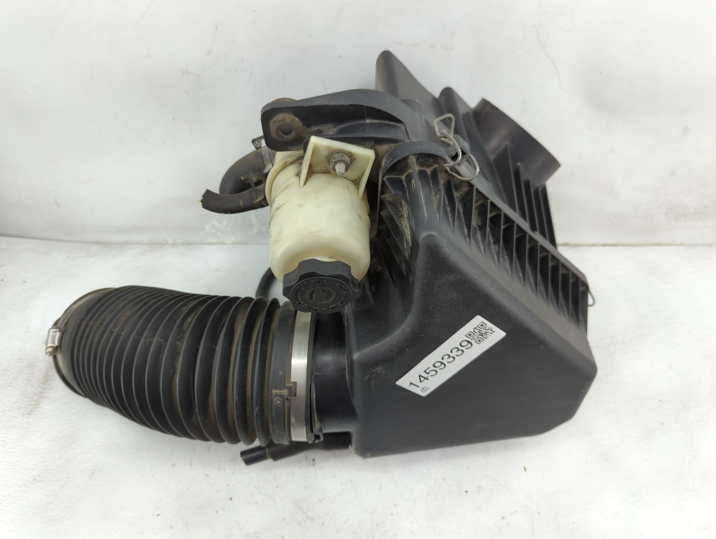 2011-2016 Chrysler Town & Country Air Cleaner Intake-duct Hose Tube 1459339 - Oemusedautoparts1.com