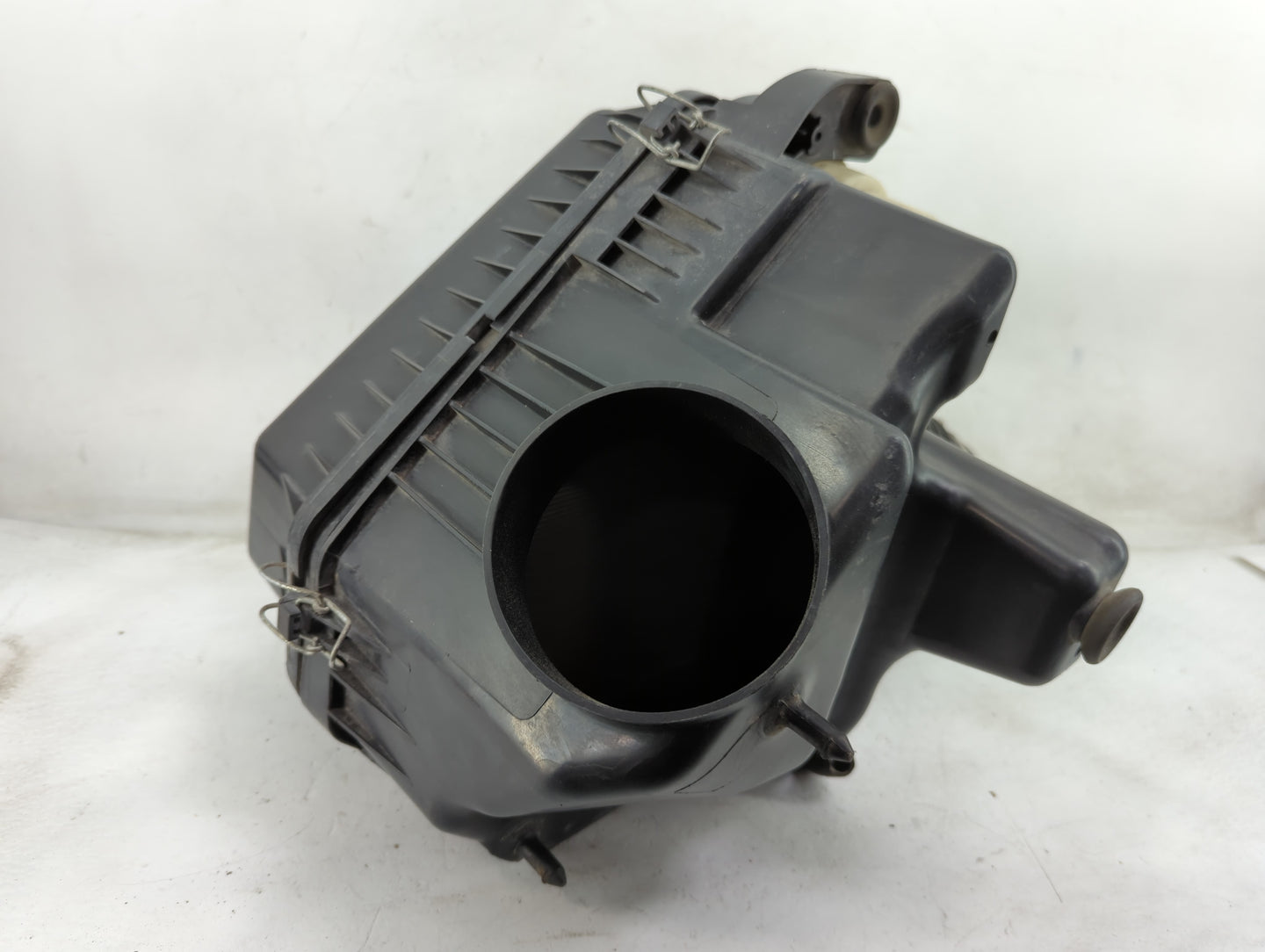 2011-2016 Chrysler Town & Country Air Cleaner Intake-duct Hose Tube 1459339 - Oemusedautoparts1.com