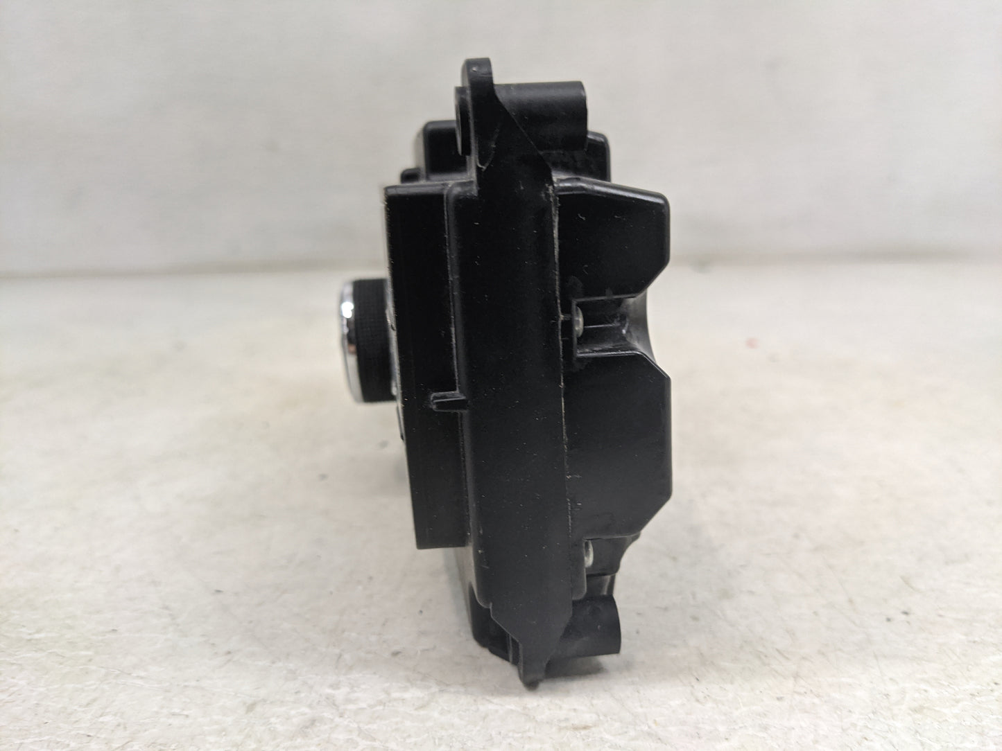 2011-2016 Chrysler Town & Country Climate Control Module Temperature AC/Heater Replacement P/N:55111236AF Fits OEM Used Auto
