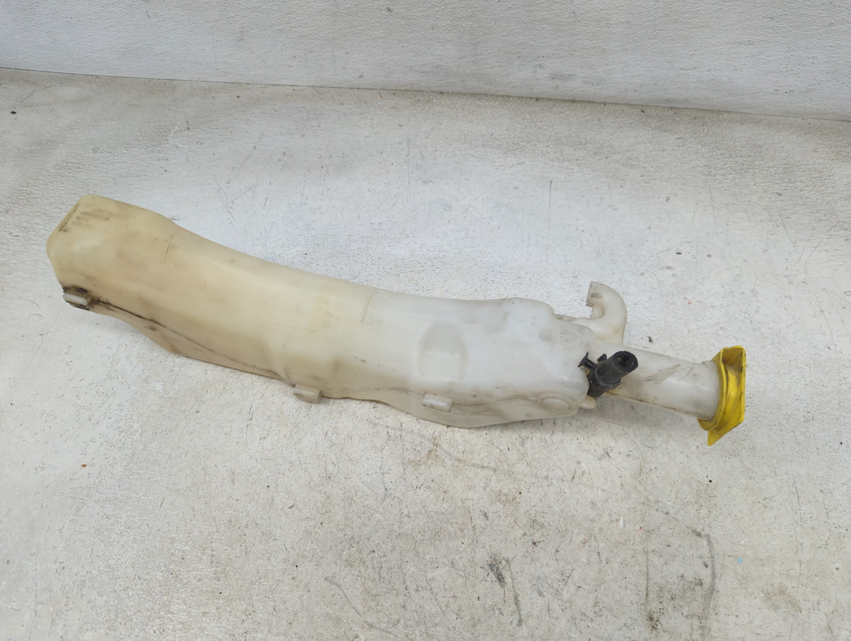 2013 Town & Country Windshield Washer Fluid Reservoir Bottle Oem - Oemusedautoparts1.com