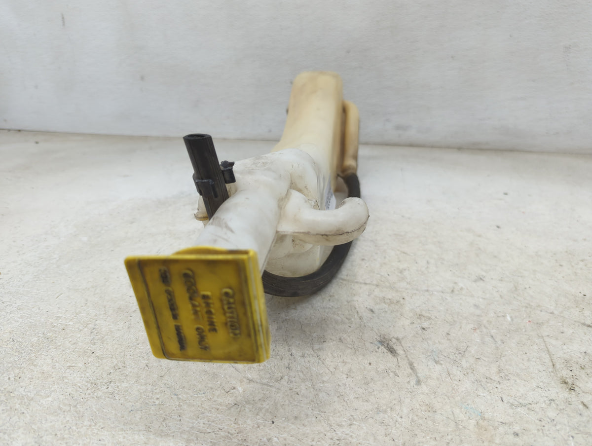 2013 Town & Country Windshield Washer Fluid Reservoir Bottle Oem - Oemusedautoparts1.com