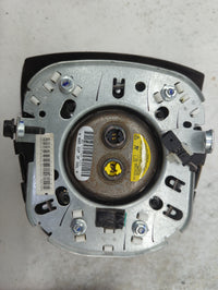 2013 Chrysler Town & Country Air Bag Driver Left Steering Wheel Mounted 1465945 - Oemusedautoparts1.com