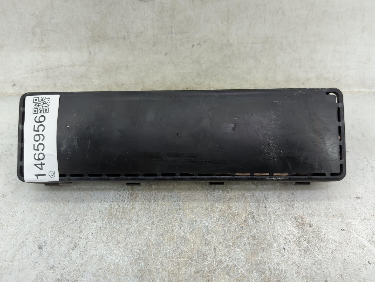 2014-2016 Chrysler Town & Country Air Bag Driver Left Knee Oem 1465956 - Oemusedautoparts1.com