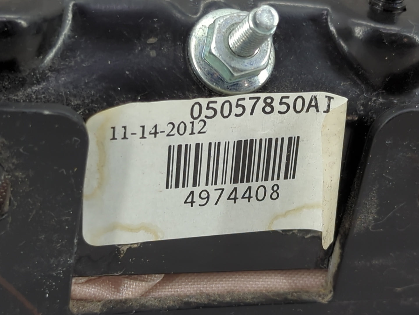 2014-2016 Chrysler Town & Country Air Bag Driver Left Knee Oem 1465956 - Oemusedautoparts1.com