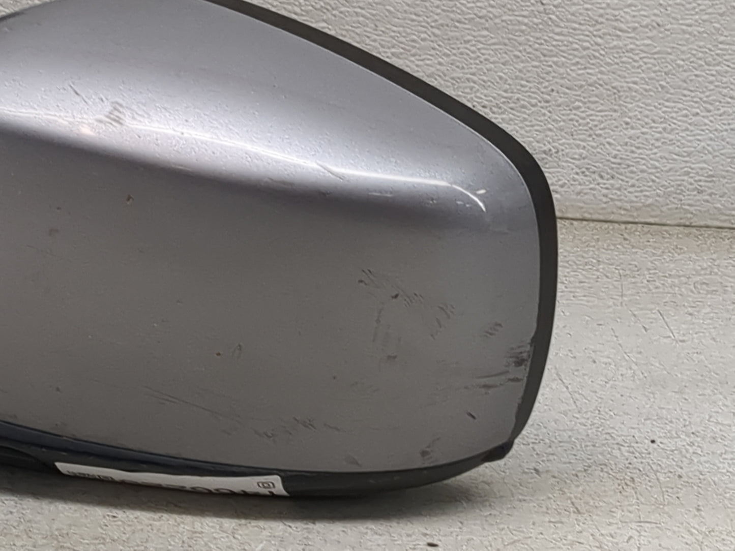 2011-2016 Chrysler Town & Country Driver Side View Mirror - Left Door Mirror OEM Used - Oemusedautoparts1.com