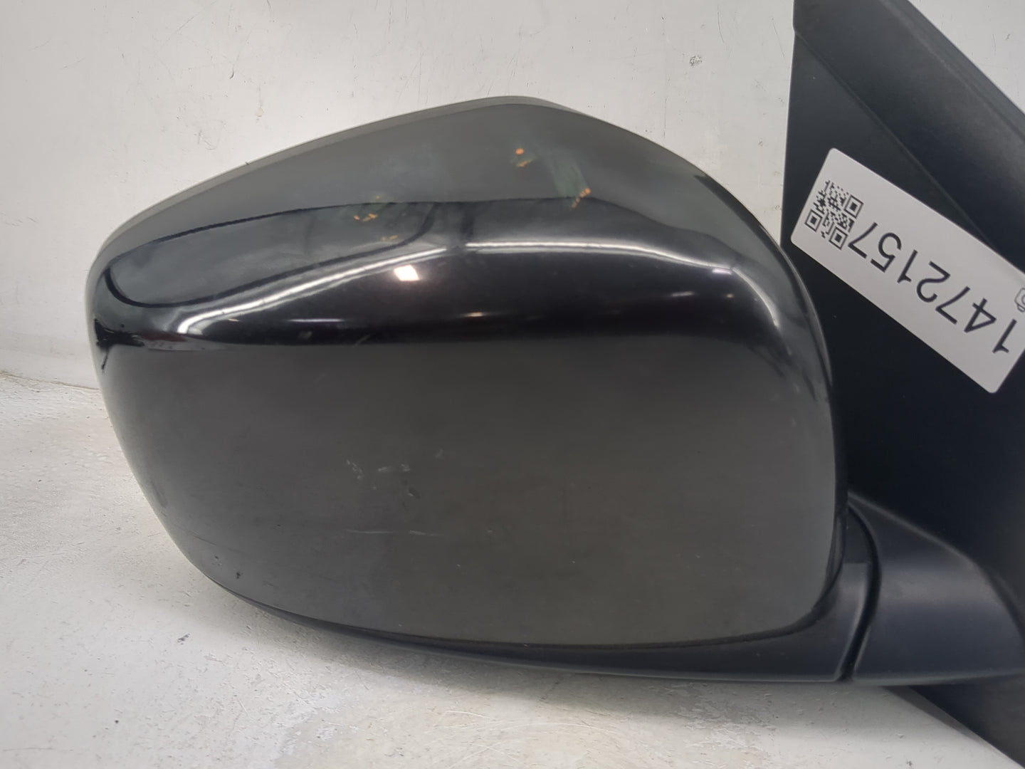 2010-2016 Chrysler Town & Country Passenger Side View Mirror - Right Door Mirror OEM Used - Oemusedautoparts1.com
