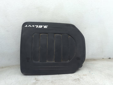 2013 Chrysler Town & Country Engine Cover 1479297 - Oemusedautoparts1.com