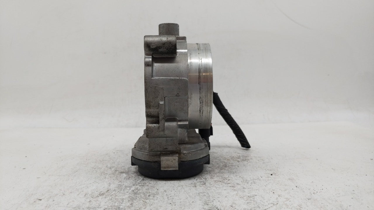 2011-2016 Chrysler Town & Country Throttle Body P/N:05184349AC Fits OEM Used Auto Parts - Oemusedautoparts1.com