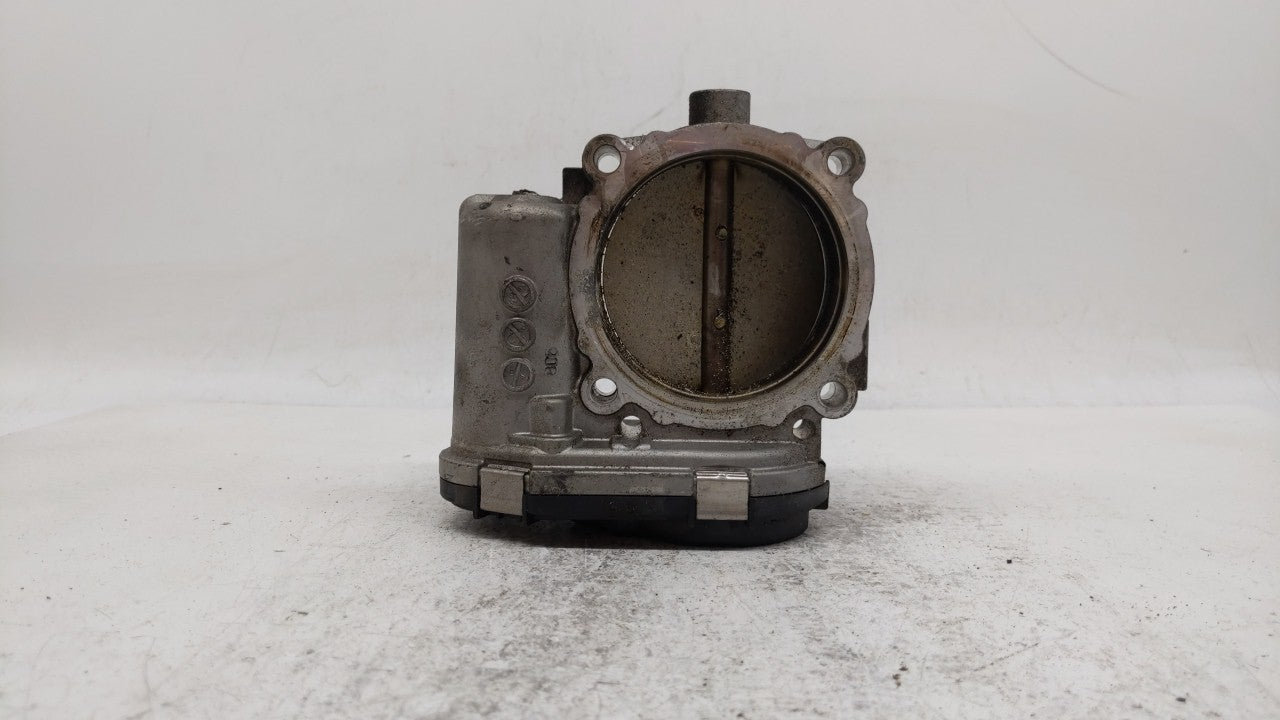 2011-2016 Chrysler Town & Country Throttle Body P/N:05184349AC Fits OEM Used Auto Parts - Oemusedautoparts1.com