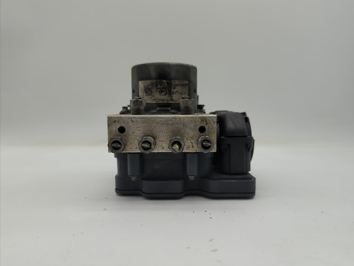 2013 Chrysler Town & Country ABS Pump Control Module Replacement P/N:P68183803AA P68183803AC, 2265106455, P68183803AB Fits O