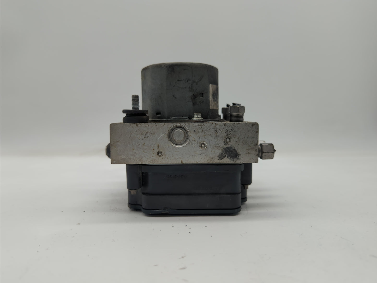 2013 Chrysler Town & Country ABS Pump Control Module Replacement P/N:P68183803AA P68183803AC, 2265106455, P68183803AB Fits O