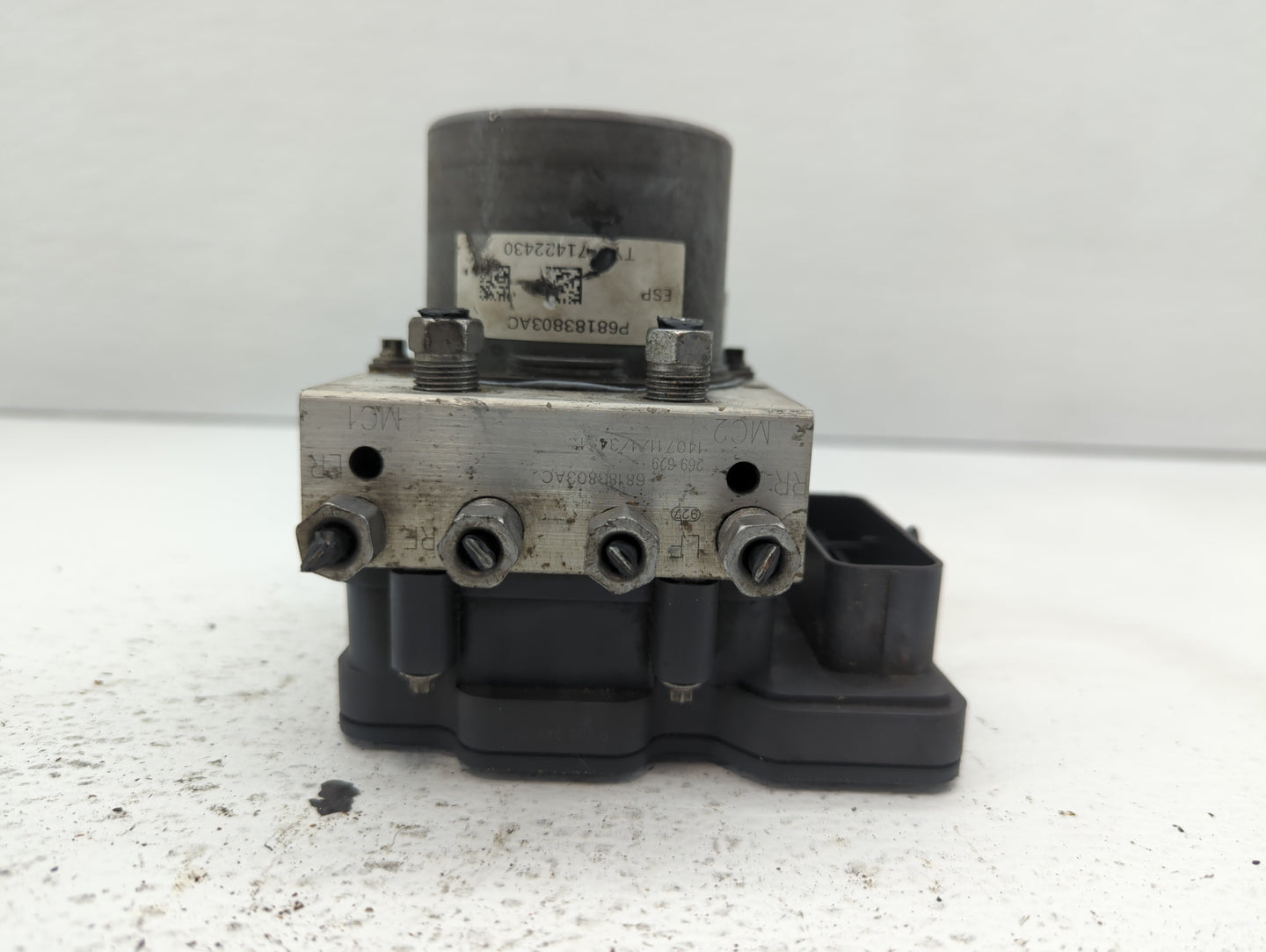 2013 Chrysler Town & Country ABS Pump Control Module Replacement P/N:P68183803AC P68183803AB Fits OEM Used Auto Parts - Oemu