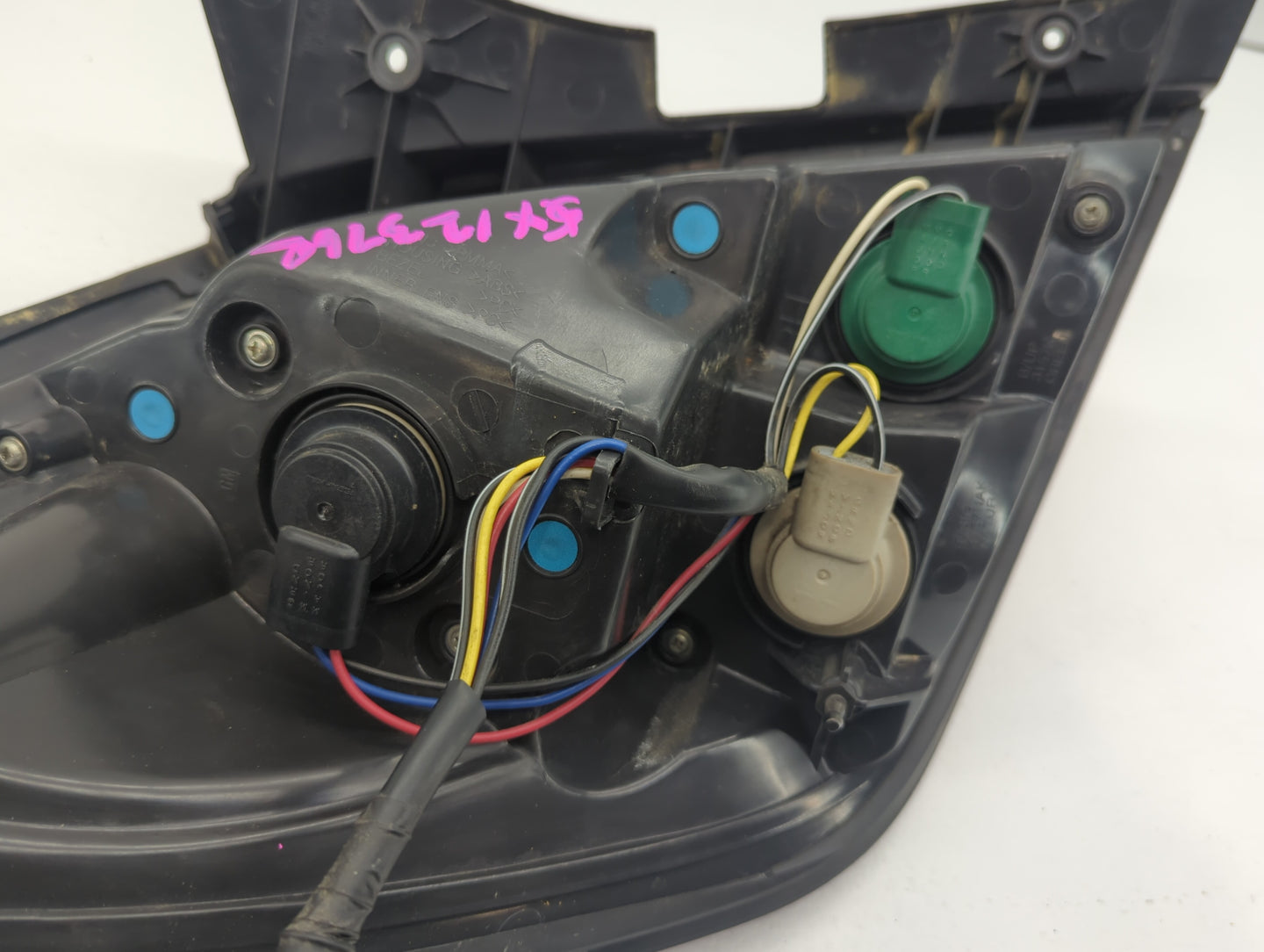 2013 Chrysler Town & Country Tail Light Assembly Passenger Right OEM Fits OEM Used Auto Parts - Oemusedautoparts1.com