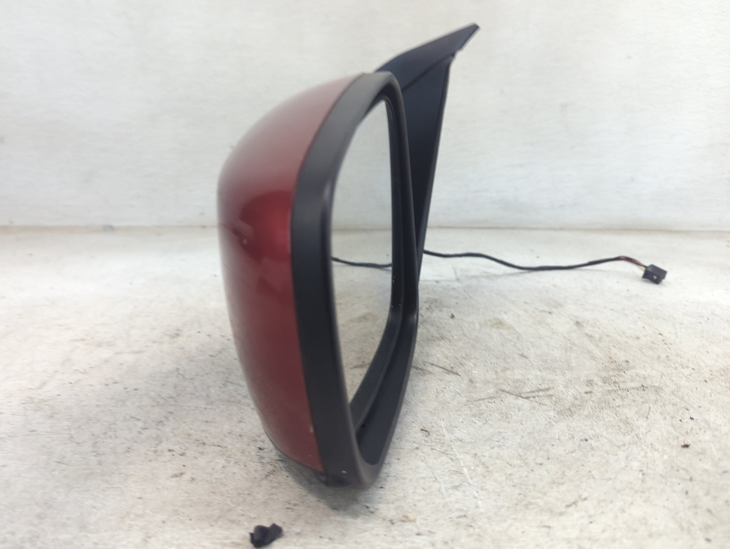2011-2016 Chrysler Town & Country Driver Side View Mirror - Left Door Mirror OEM Used - Oemusedautoparts1.com