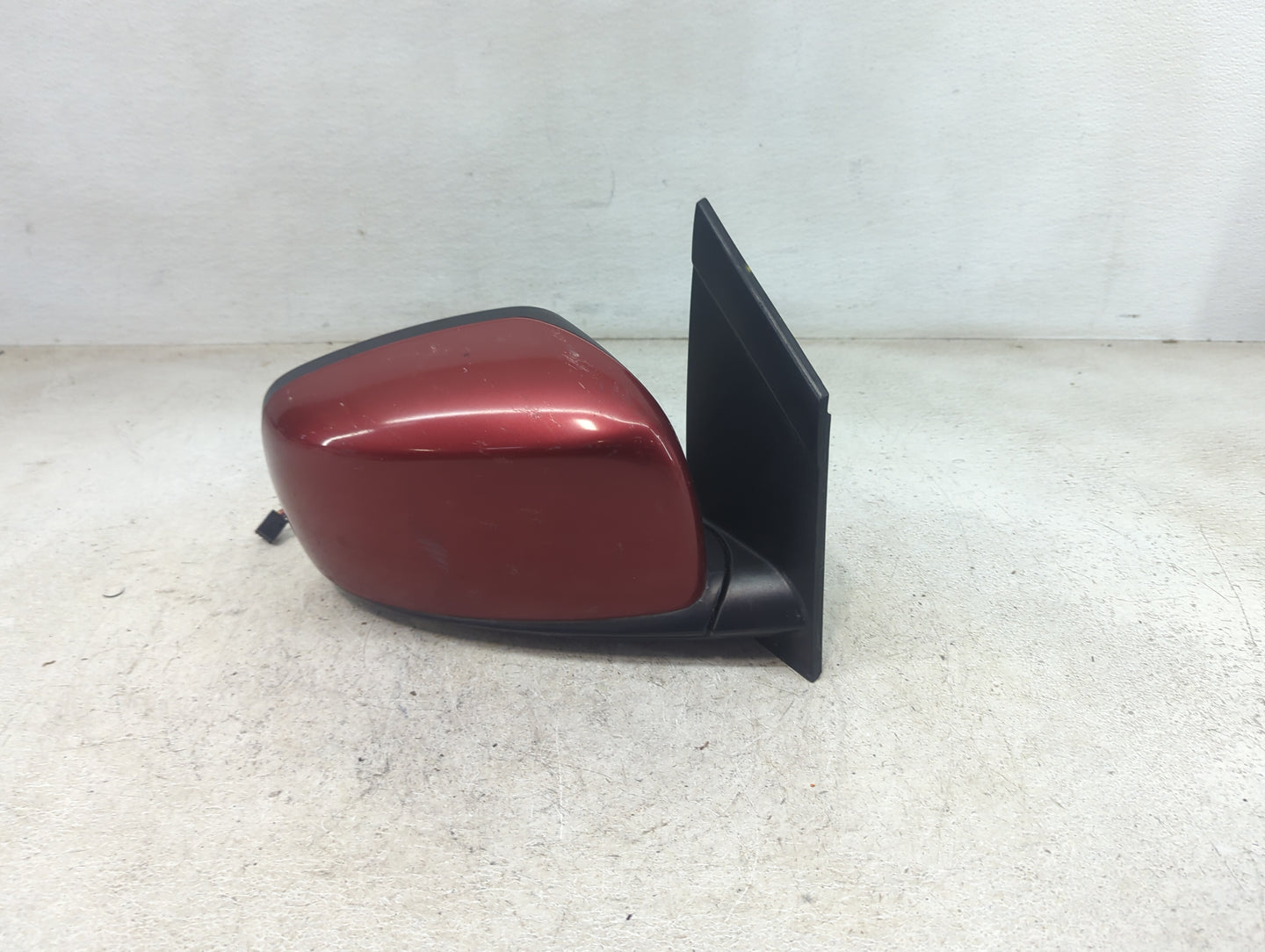2011-2016 Chrysler Town & Country Passenger Side View Mirror - Right Door Mirror OEM Used - Oemusedautoparts1.com