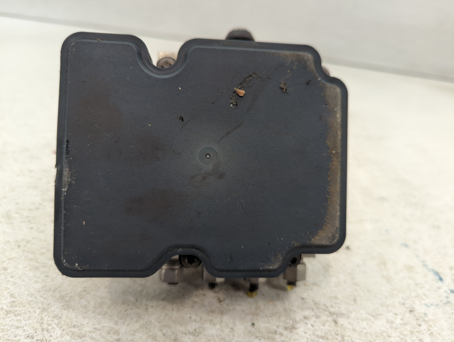 2013 Chrysler Town & Country ABS Pump Control Module Replacement P/N:P68183803AB Fits OEM Used Auto Parts - Oemusedautoparts