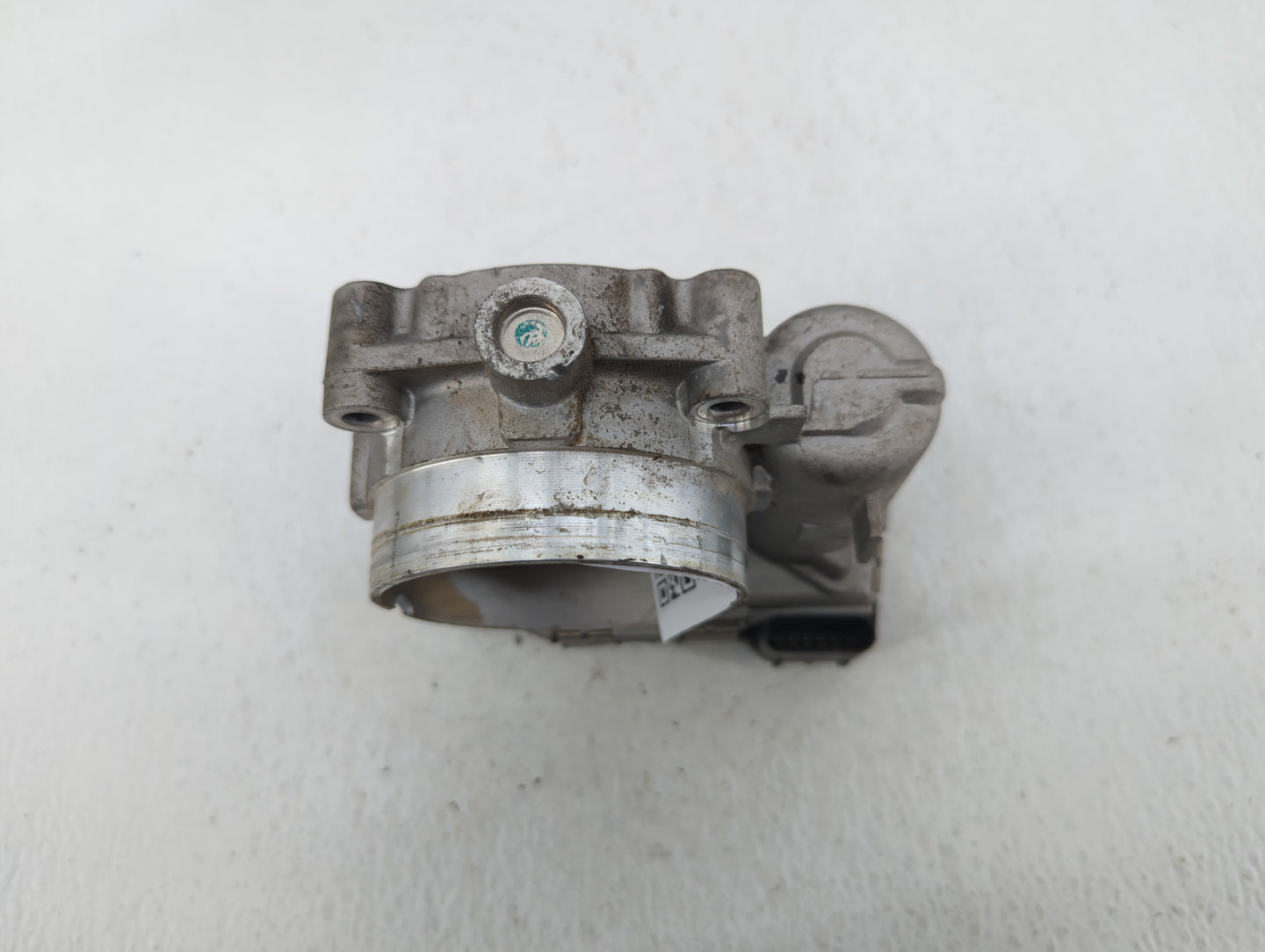 2011-2016 Chrysler Town & Country Throttle Body P/N:05184 349AC Fits OEM Used Auto Parts - Oemusedautoparts1.com