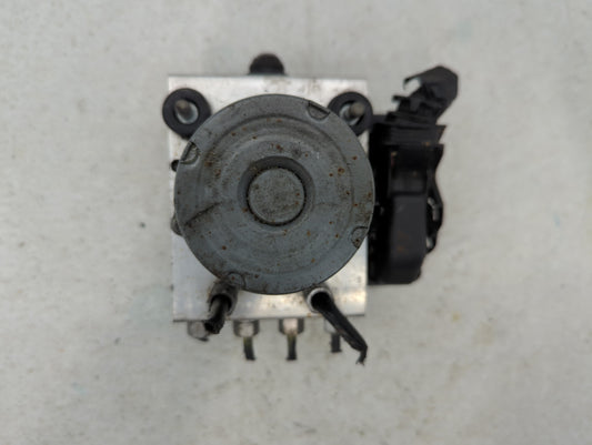 2013 Chrysler Town & Country ABS Pump Control Module Replacement P/N:68183803AC Fits OEM Used Auto Parts