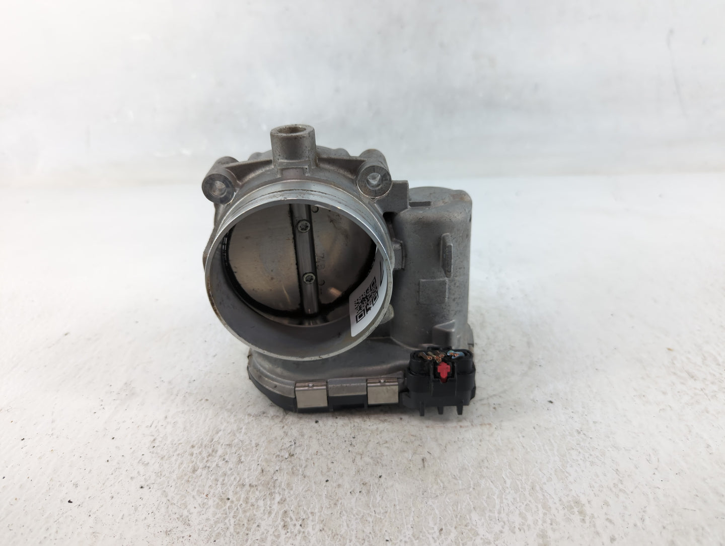 2011-2016 Chrysler Town & Country Throttle Body P/N:0 280 750 570 05184349AC Fits OEM Used Auto Parts - Oemusedautoparts1.co