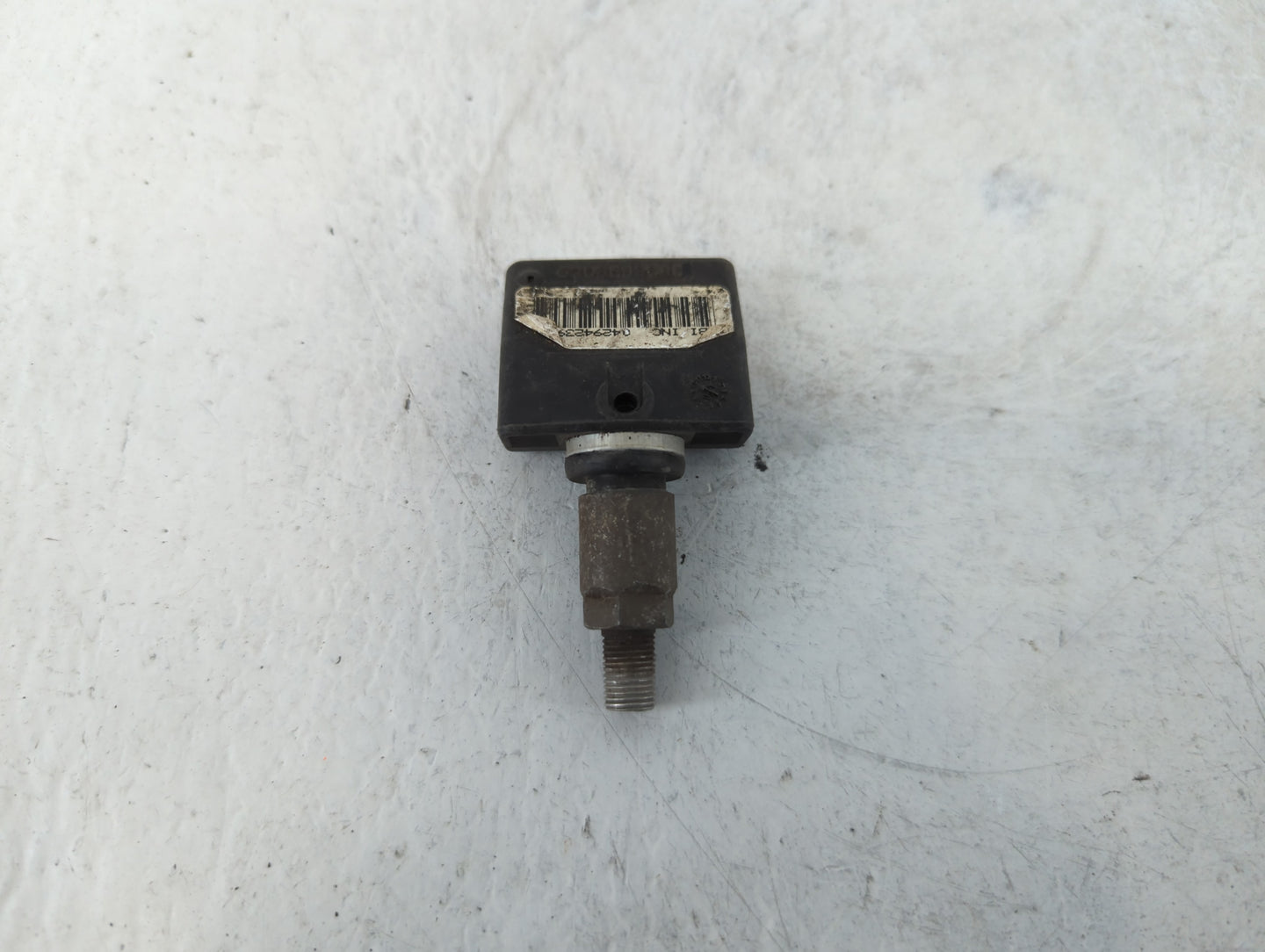 2013 Chrysler Town & Country Tire Pressure Monitoring System Sensor Tpms - Oemusedautoparts1.com