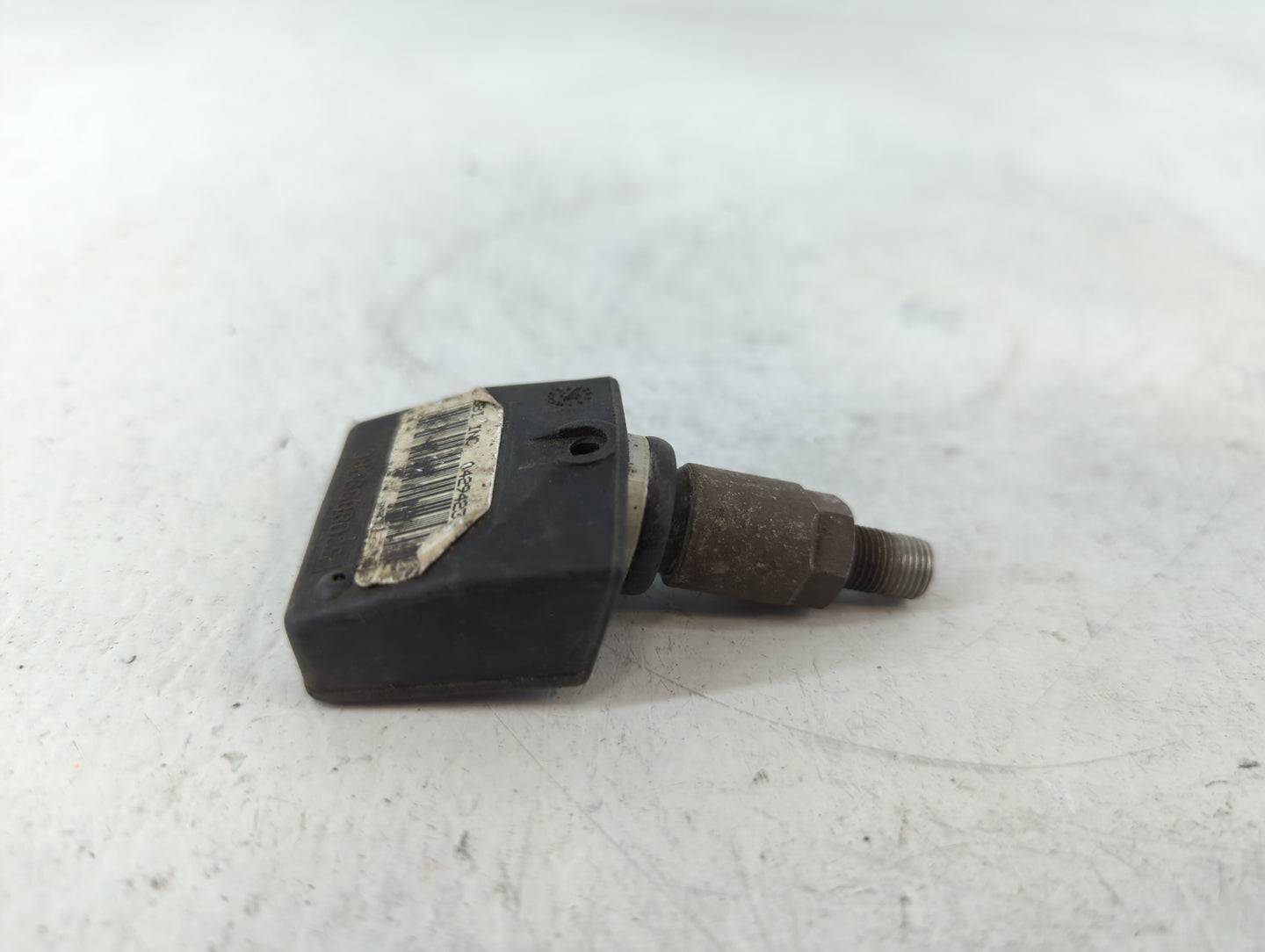 2013 Chrysler Town & Country Tire Pressure Monitoring System Sensor Tpms - Oemusedautoparts1.com