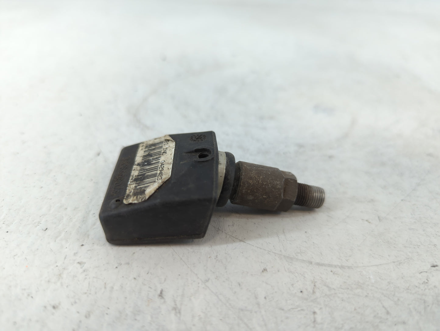 2013 Chrysler Town & Country Tire Pressure Monitoring System Sensor Tpms - Oemusedautoparts1.com