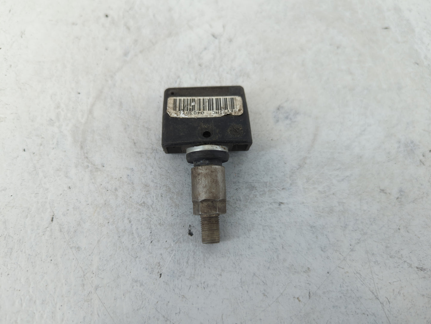 2013 Chrysler Town & Country Tire Pressure Monitoring System Sensor Tpms - Oemusedautoparts1.com