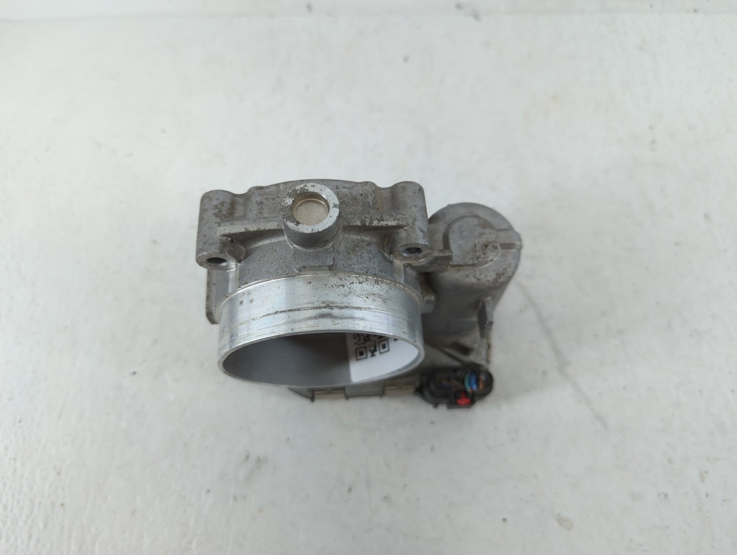 2011-2016 Chrysler Town & Country Throttle Body P/N:0 280 750 570 05184349AC Fits OEM Used Auto Parts - Oemusedautoparts1.co