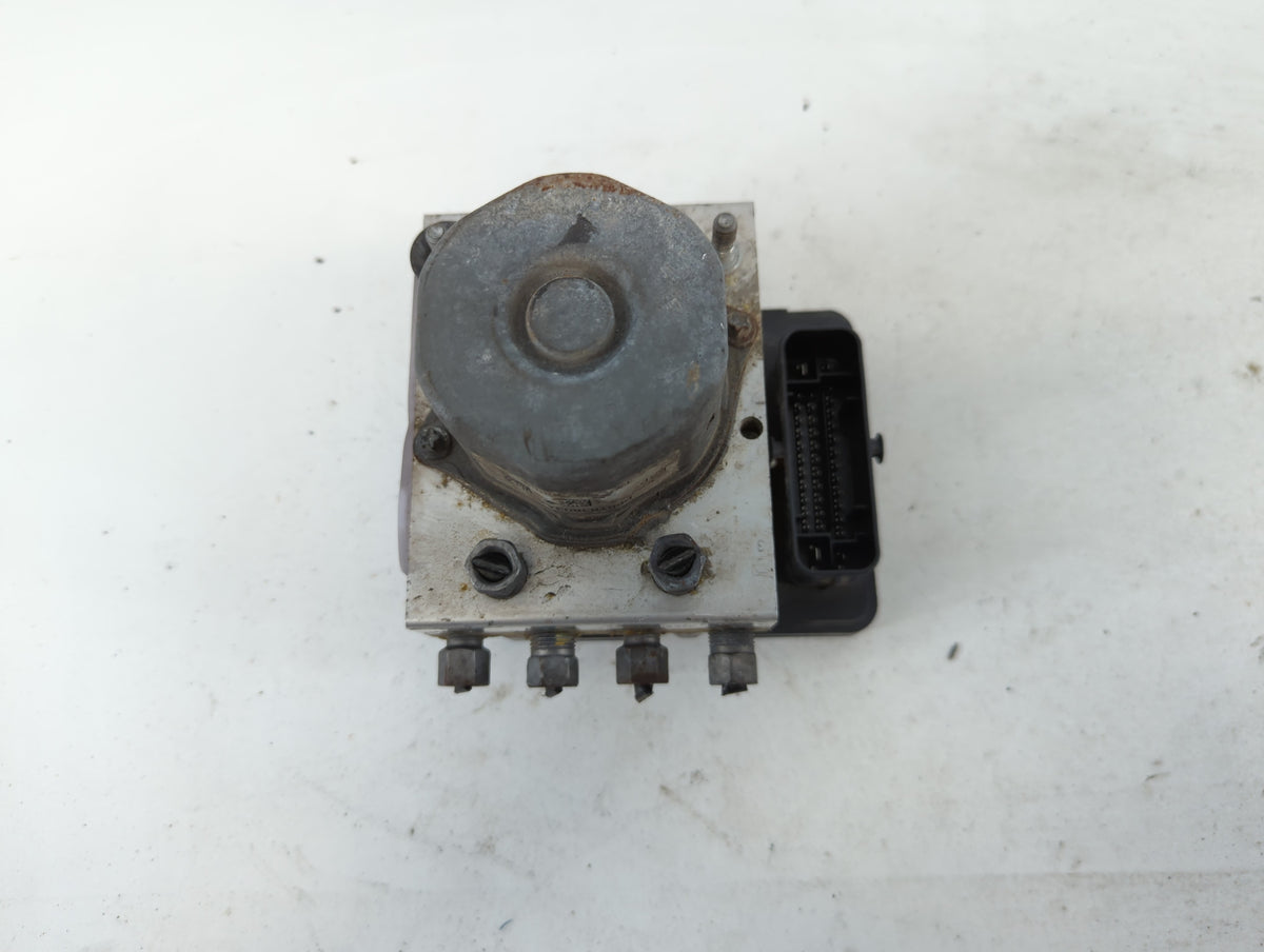 2013 Chrysler Town & Country Anti-Lock Brake ABS Pump Module Actuator OEM P/N:P68183803AA Fits OEM Used Auto Parts - Oemused