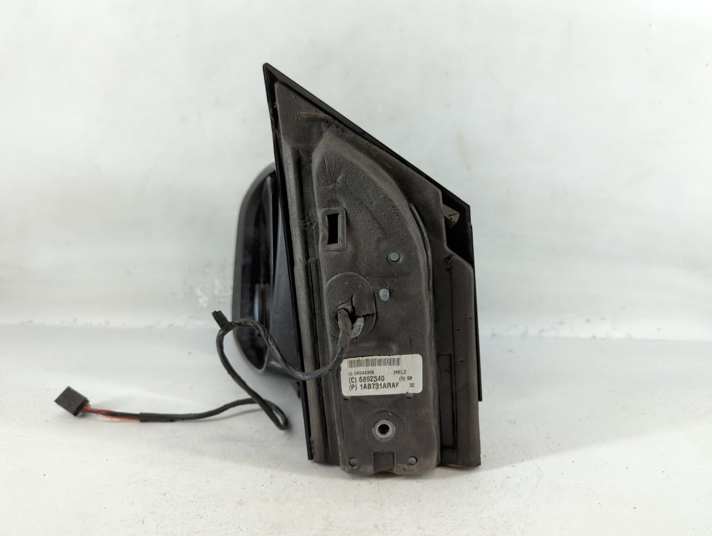 2011-2016 Chrysler Town & Country Driver Side View Mirror - Left Door Mirror OEM Used - Oemusedautoparts1.com
