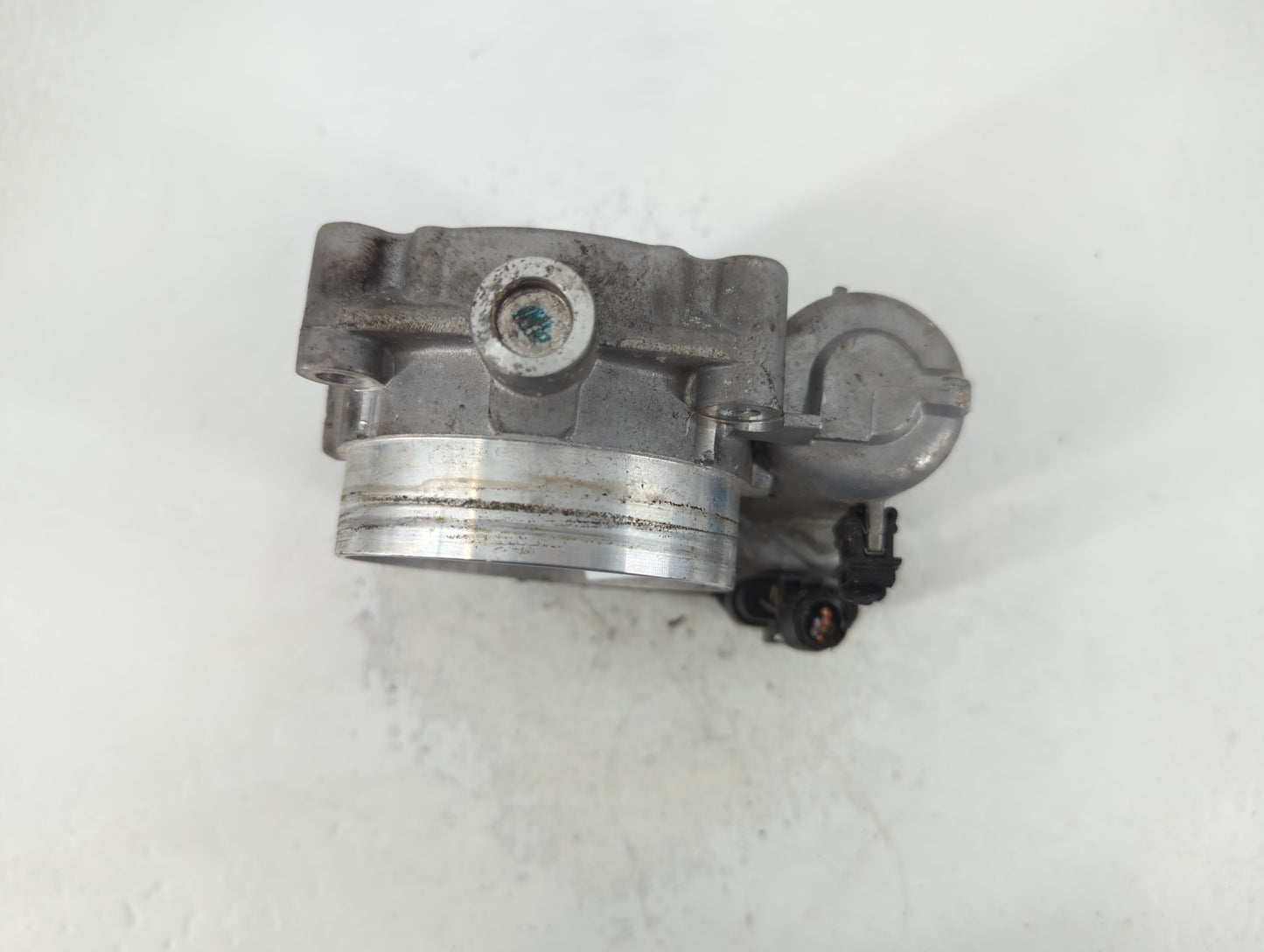 2011-2016 Chrysler Town & Country Throttle Body P/N:0 280 750 570 05184349AC Fits OEM Used Auto Parts - Oemusedautoparts1.co