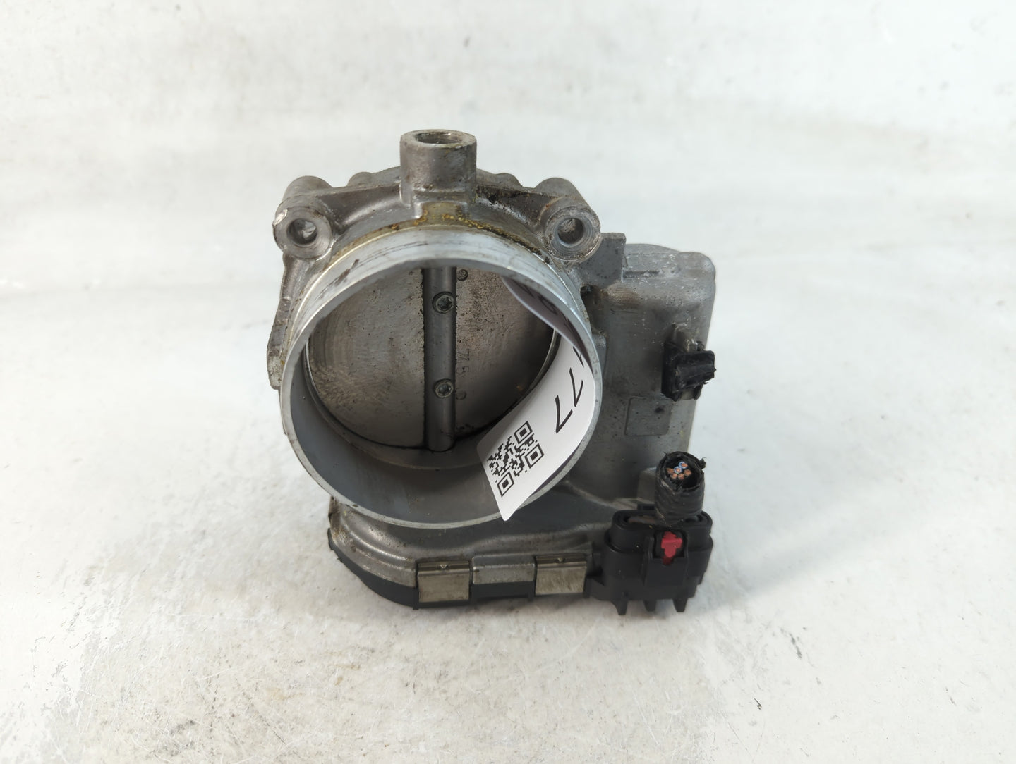2011-2016 Chrysler Town & Country Throttle Body P/N:05184349AC Fits OEM Used Auto Parts - Oemusedautoparts1.com
