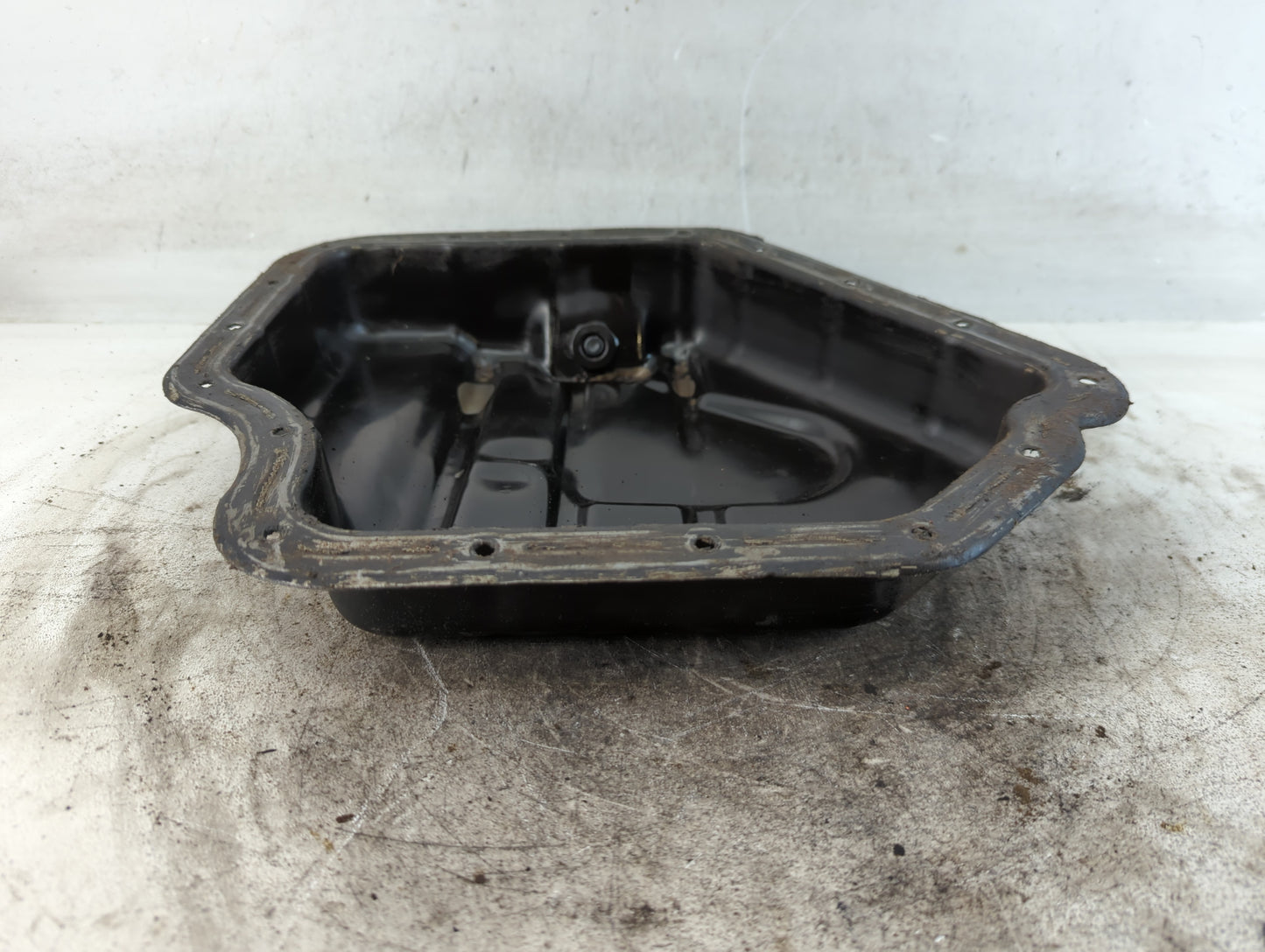 2011-2016 Chrysler Town & Country Engine Oil Pan P/N:340 404AF Fits Fits 2011 2012 2013 2014 2015 2016 2017 2018 2019 2020 2