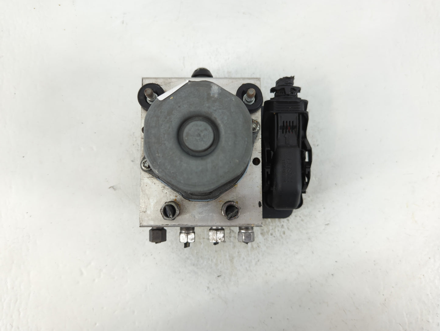 2013 Chrysler Town & Country ABS Pump Control Module Replacement P/N:P68183803AB Fits OEM Used Auto Parts - Oemusedautoparts