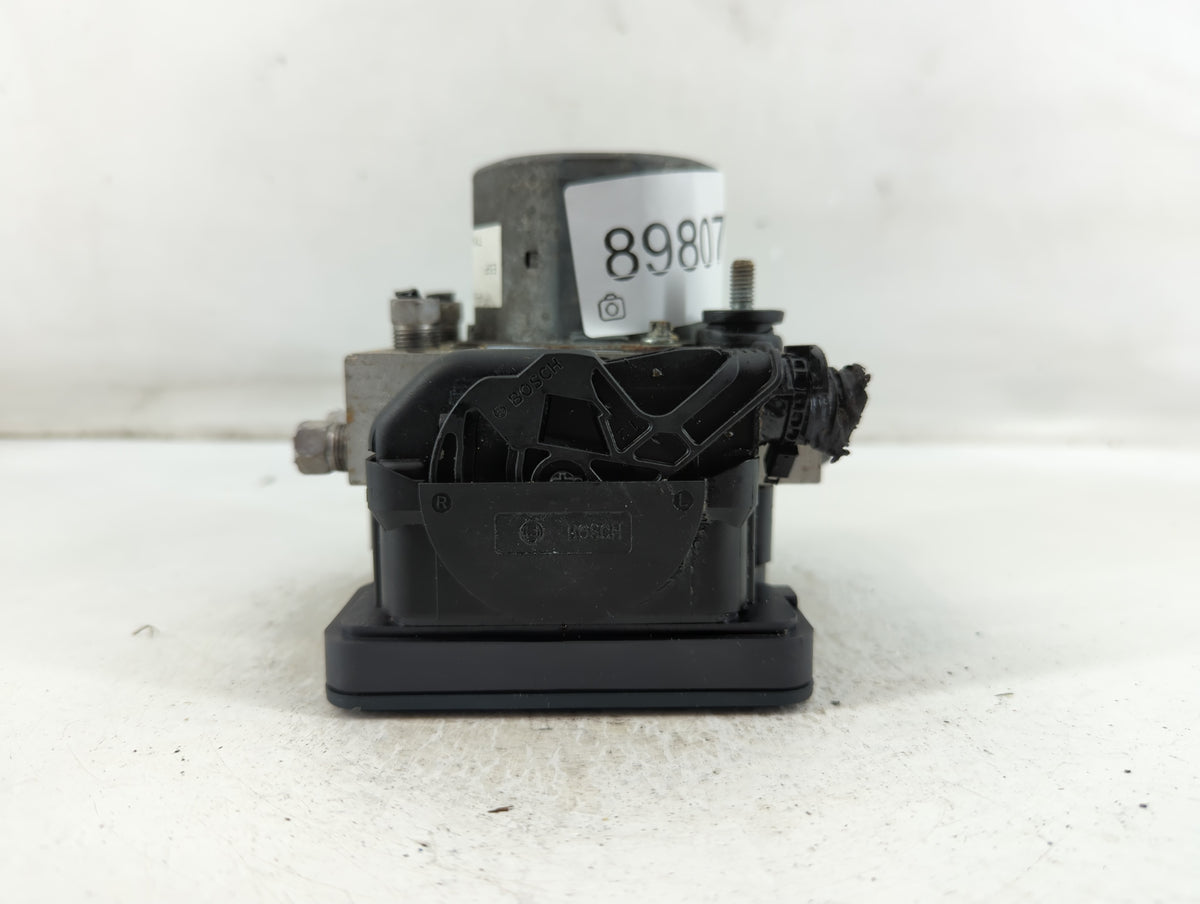 2013 Chrysler Town & Country Anti-Lock Brake ABS Pump Module Actuator OEM P/N:P68183803AB Fits OEM Used Auto Parts - Oemused