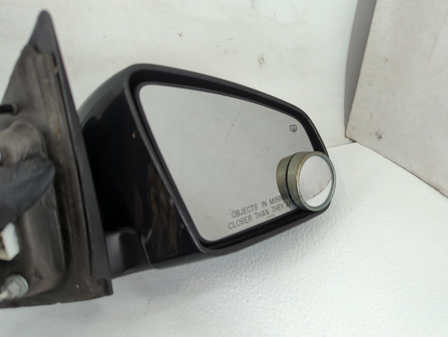 2013 Dodge Avenger Passenger Right Side View Manual Door Mirror Red - Oemusedautoparts1.com