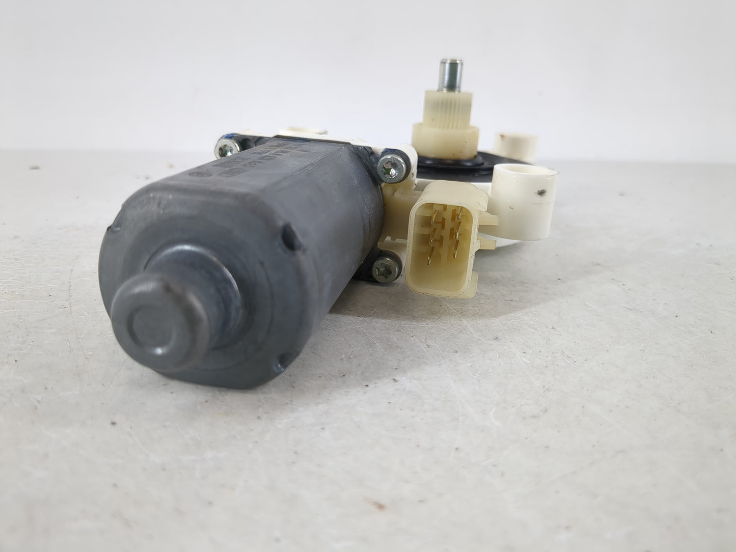 2008-2014 Dodge Avenger Passenger Front Right Power Window Motor - Oemusedautoparts1.com