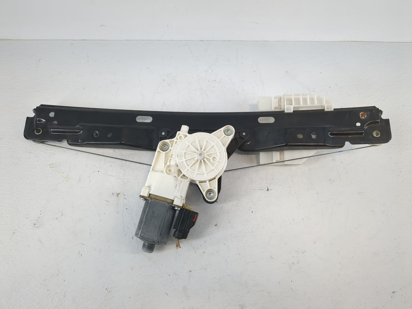 2008-2014 Dodge Avenger Passenger Rear Right Power Window Motor - Oemusedautoparts1.com